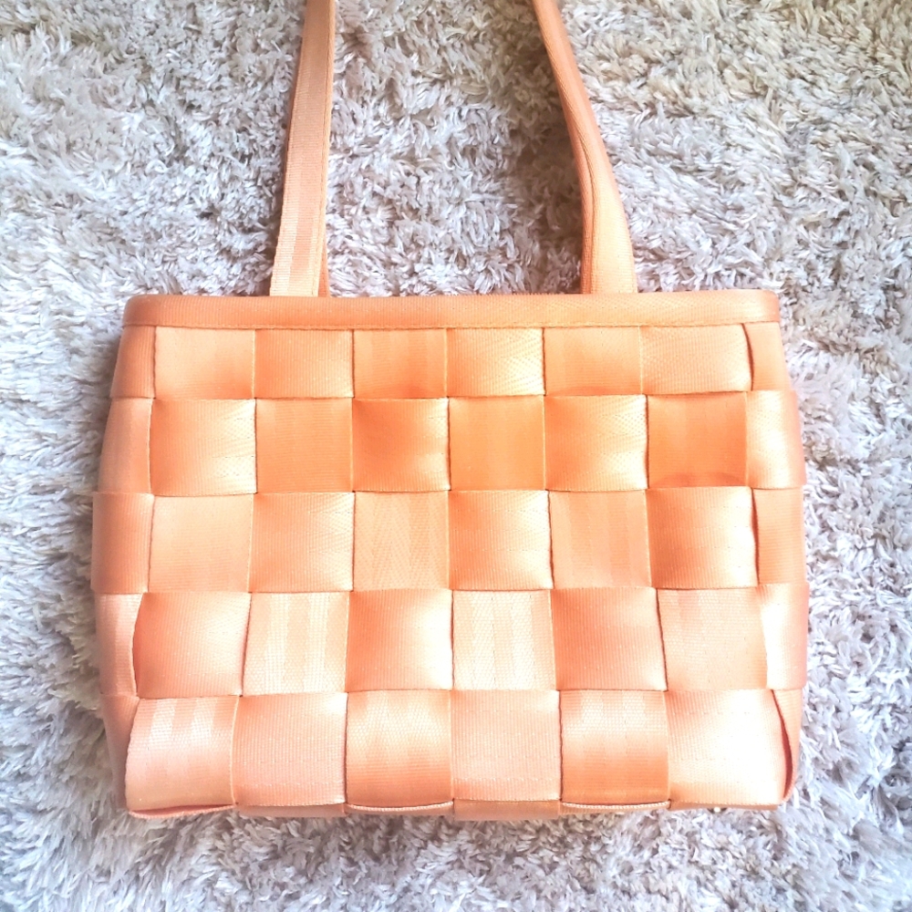 Harveys purse